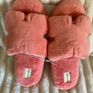 Honeydew USA Coral Ladies Slippers